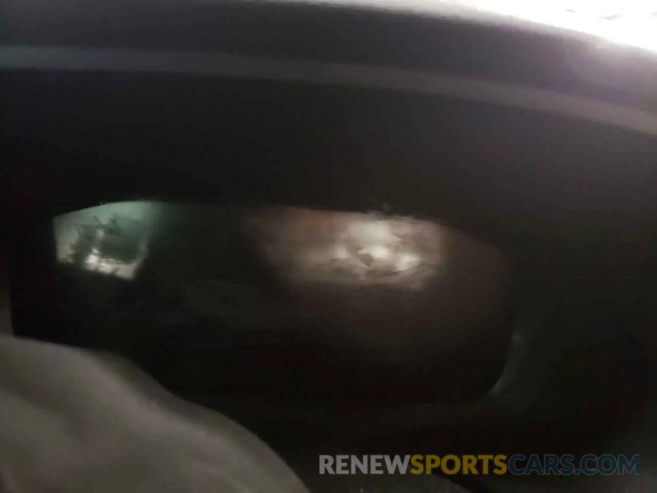 9 Photograph of a damaged car 7JRA22TM3KG007058 VOLVO S60 2019
