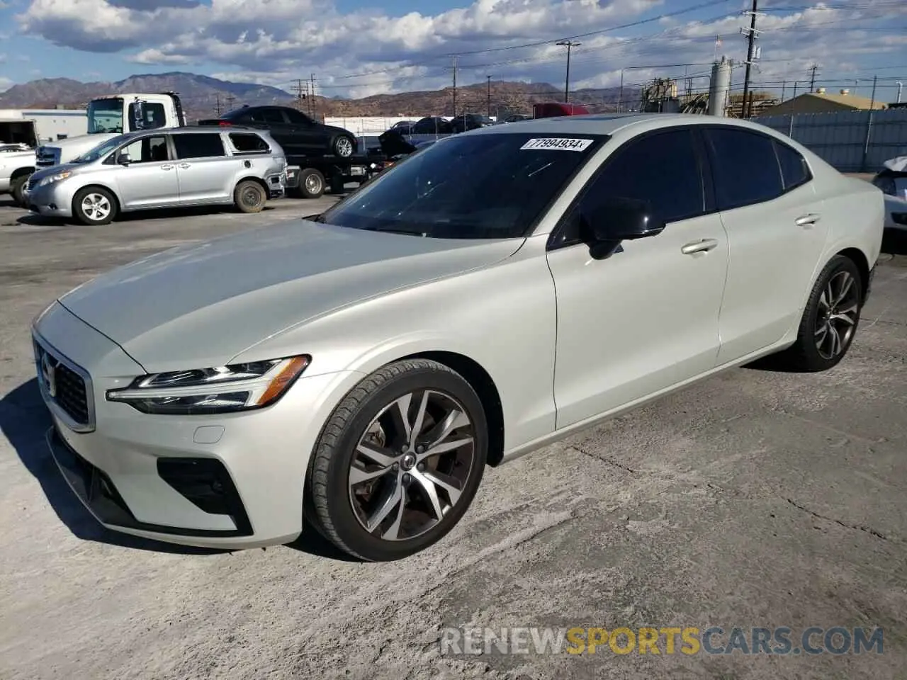 1 Photograph of a damaged car 7JRA22TM3KG013071 VOLVO S60 2019
