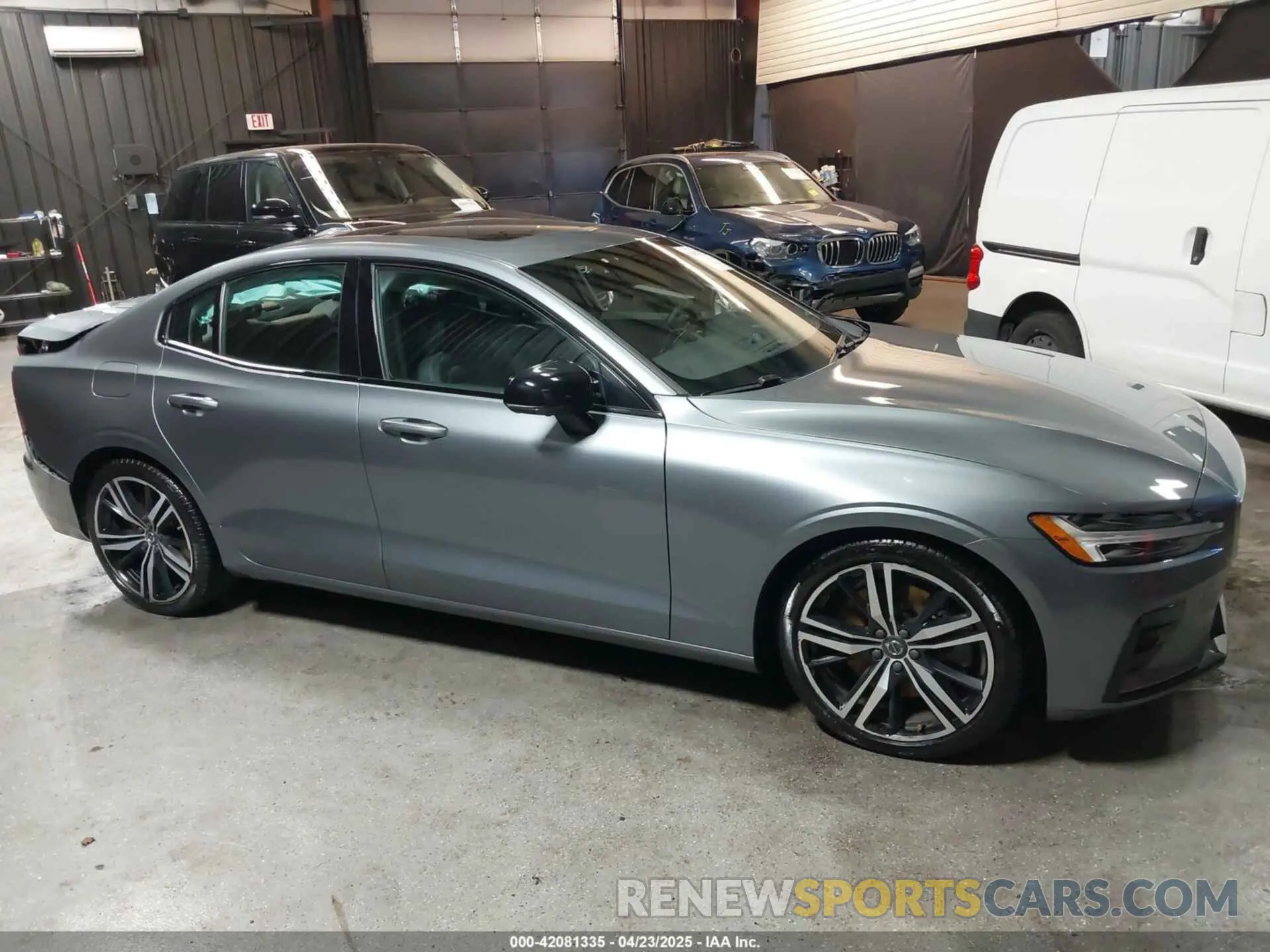 12 Photograph of a damaged car 7JRA22TM5KG004212 VOLVO S60 2019