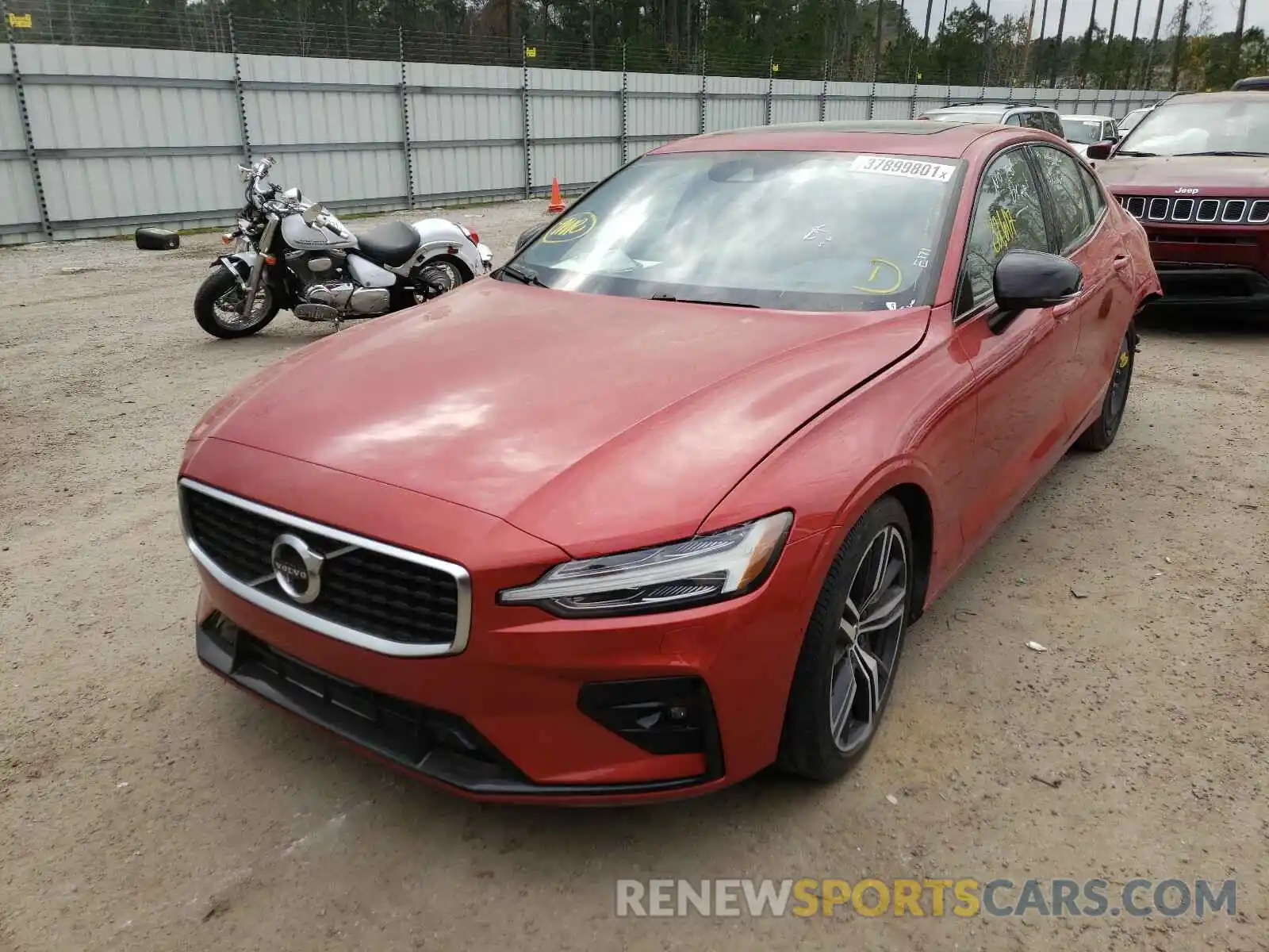 2 Photograph of a damaged car 7JRA22TM5KG018465 VOLVO S60 2019