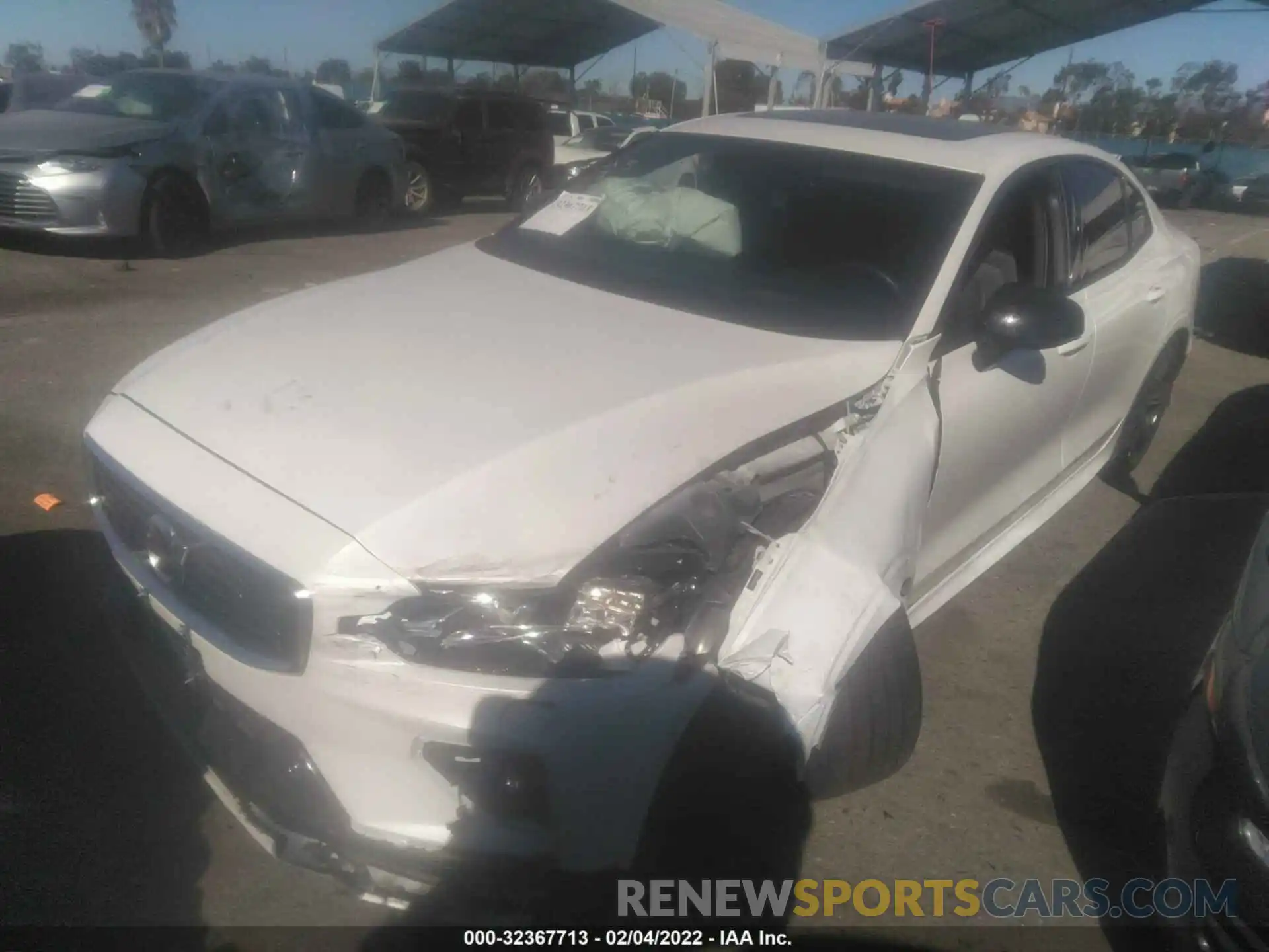 2 Photograph of a damaged car 7JRA22TM6KG015350 VOLVO S60 2019