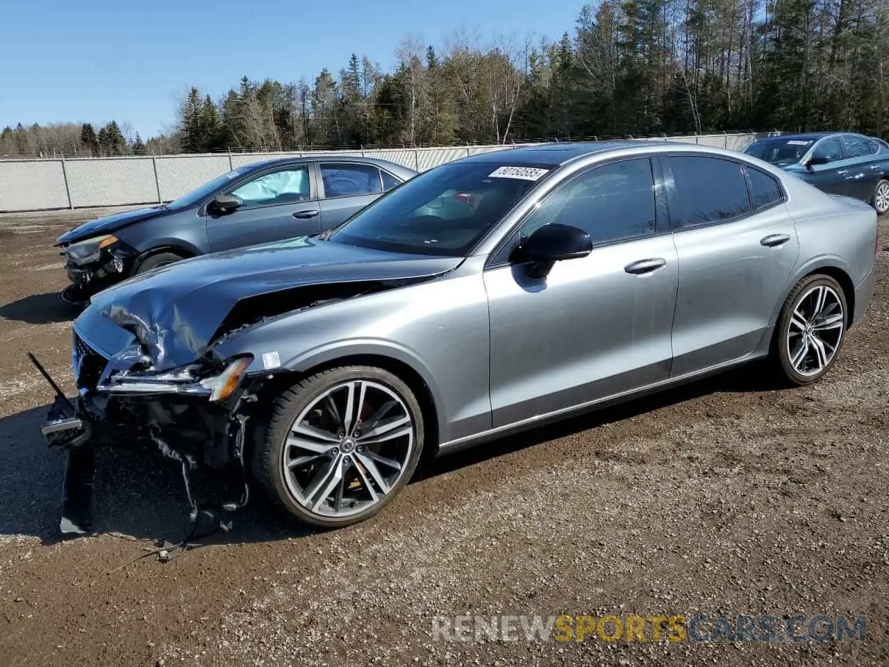 1 Photograph of a damaged car 7JRA22TM6KG017468 VOLVO S60 2019