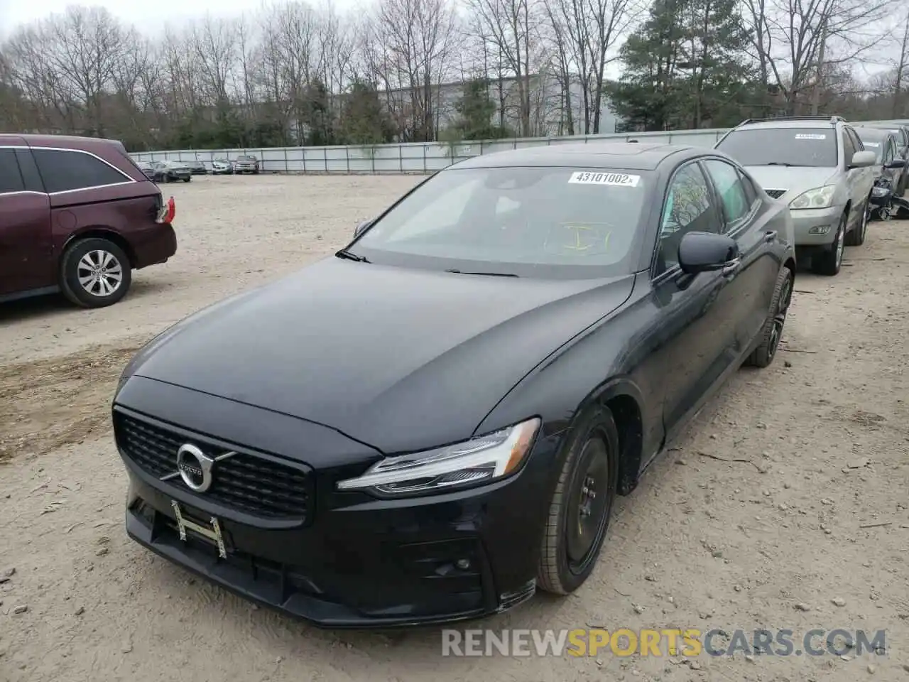 2 Photograph of a damaged car 7JRA22TM7KG005720 VOLVO S60 2019