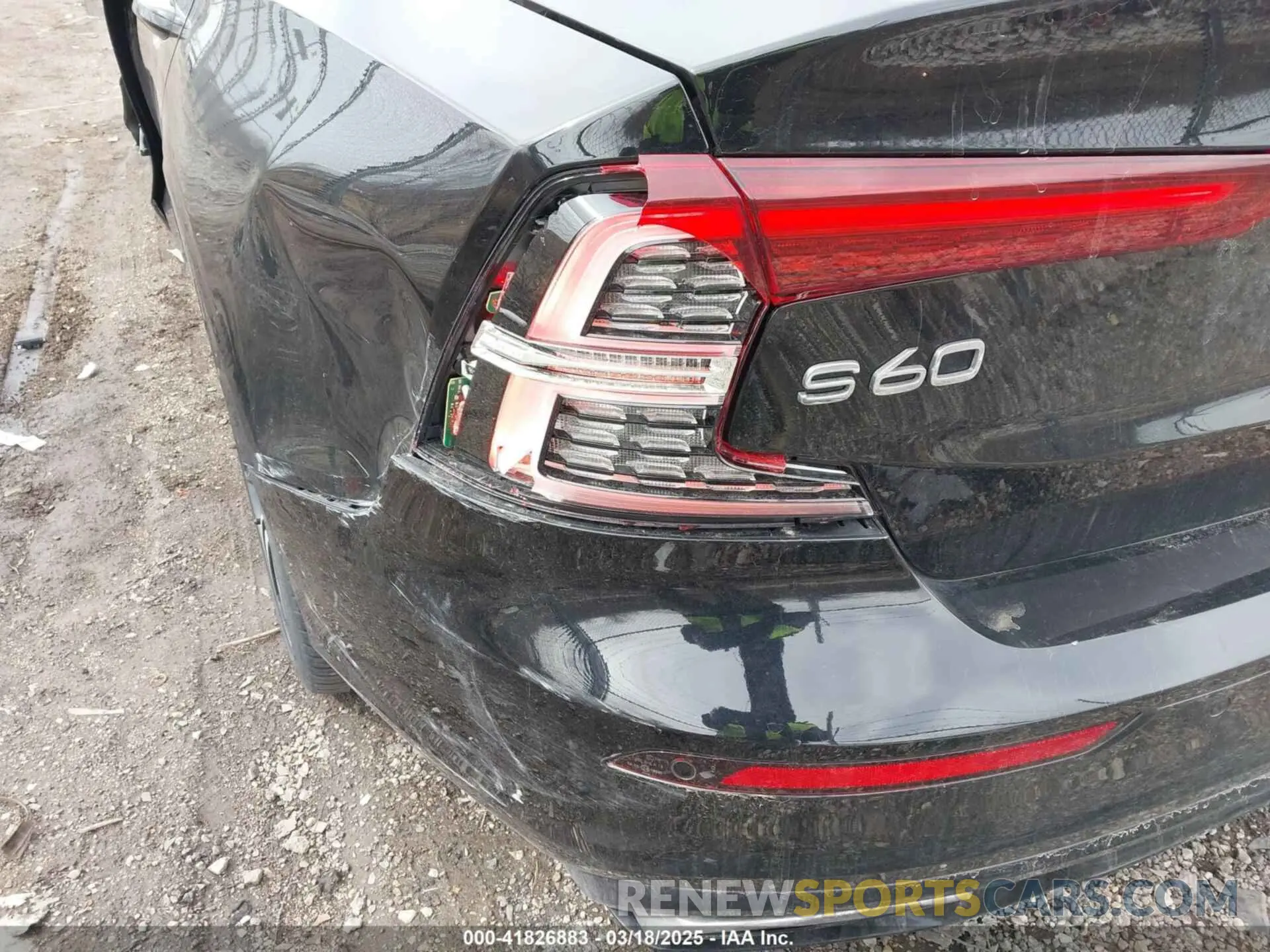 20 Photograph of a damaged car 7JRA22TM9KG014922 VOLVO S60 2019