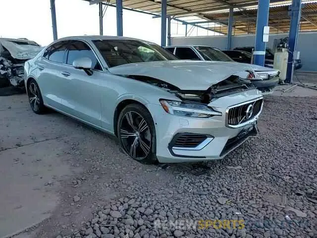 10 Photograph of a damaged car 7JRBR0FL5KG013306 VOLVO S60 2019
