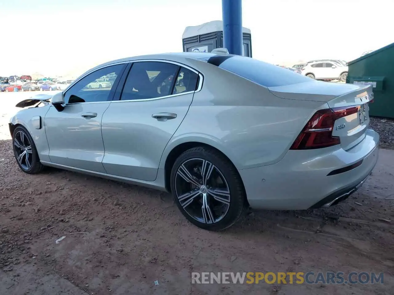 2 Photograph of a damaged car 7JRBR0FL5KG013306 VOLVO S60 2019