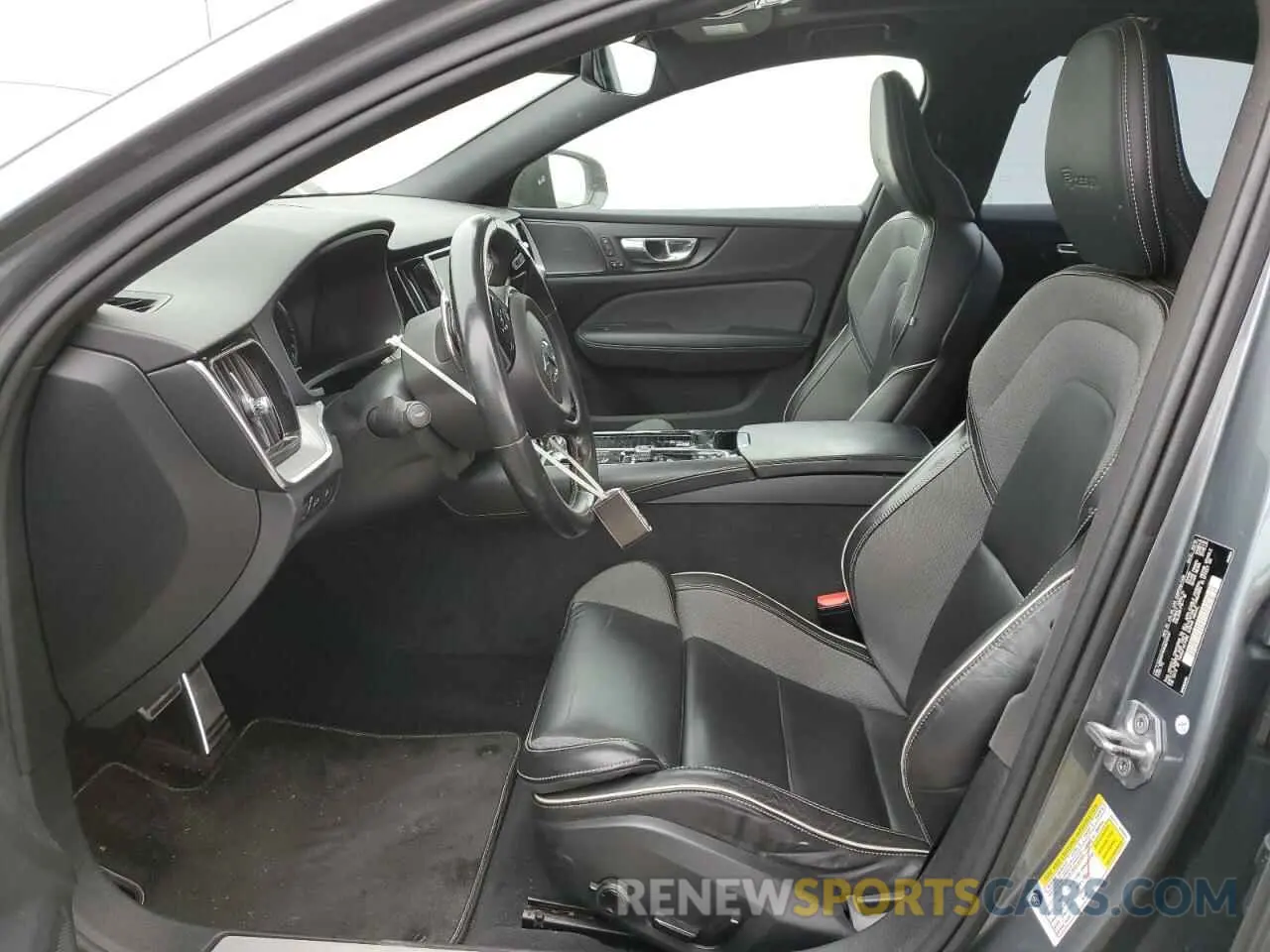 7 Photograph of a damaged car 7JRBR0FM3KG012437 VOLVO S60 2019