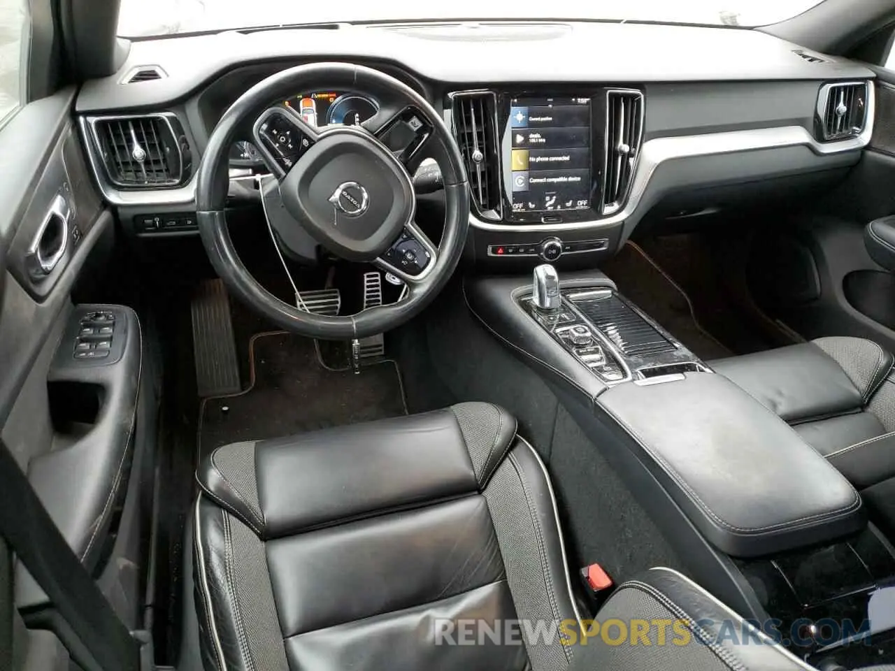 8 Photograph of a damaged car 7JRBR0FM3KG012437 VOLVO S60 2019