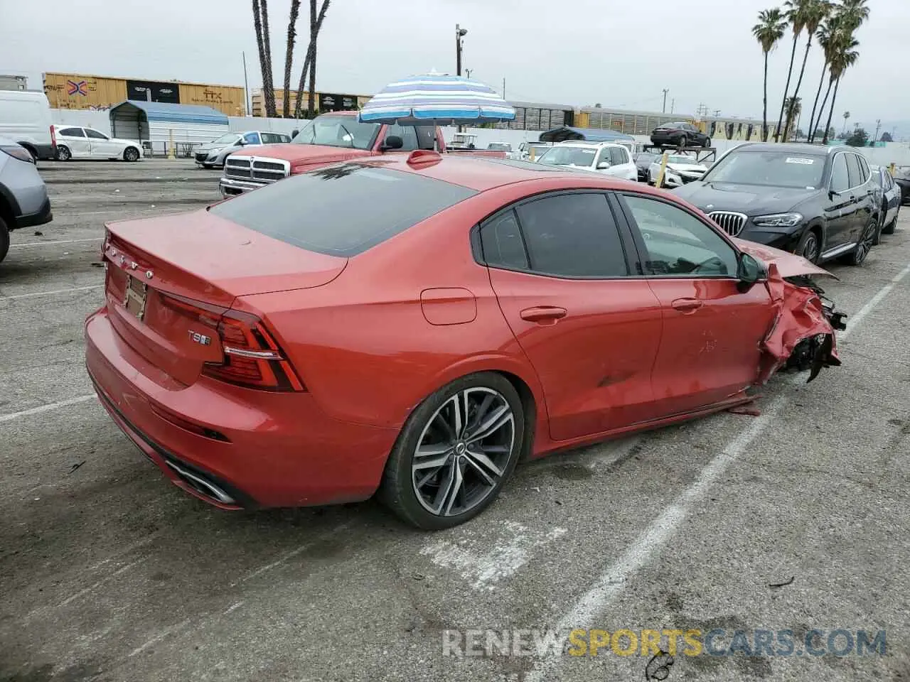 3 Photograph of a damaged car 7JRBR0FM9KG017741 VOLVO S60 2019