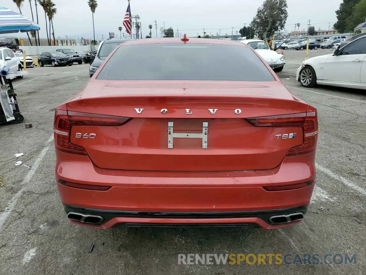 6 Photograph of a damaged car 7JRBR0FM9KG017741 VOLVO S60 2019