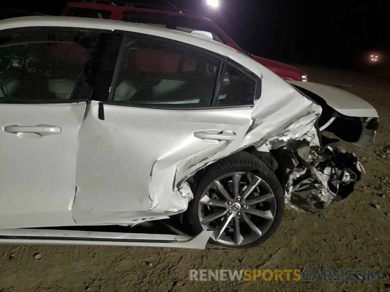 9 Photograph of a damaged car 7JR102FK0LG036857 VOLVO S60 2020