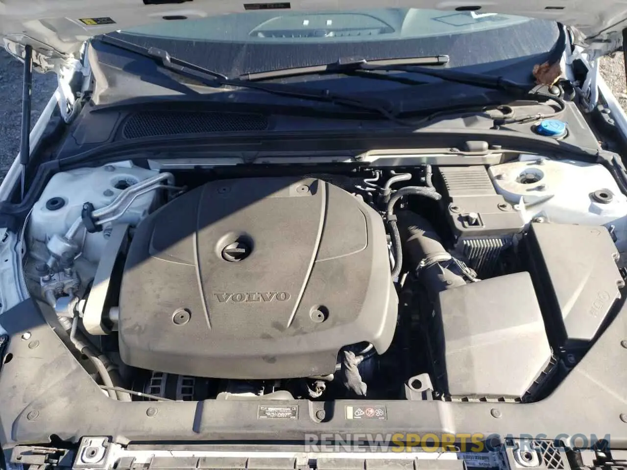 11 Photograph of a damaged car 7JR102FK0LG043291 VOLVO S60 2020