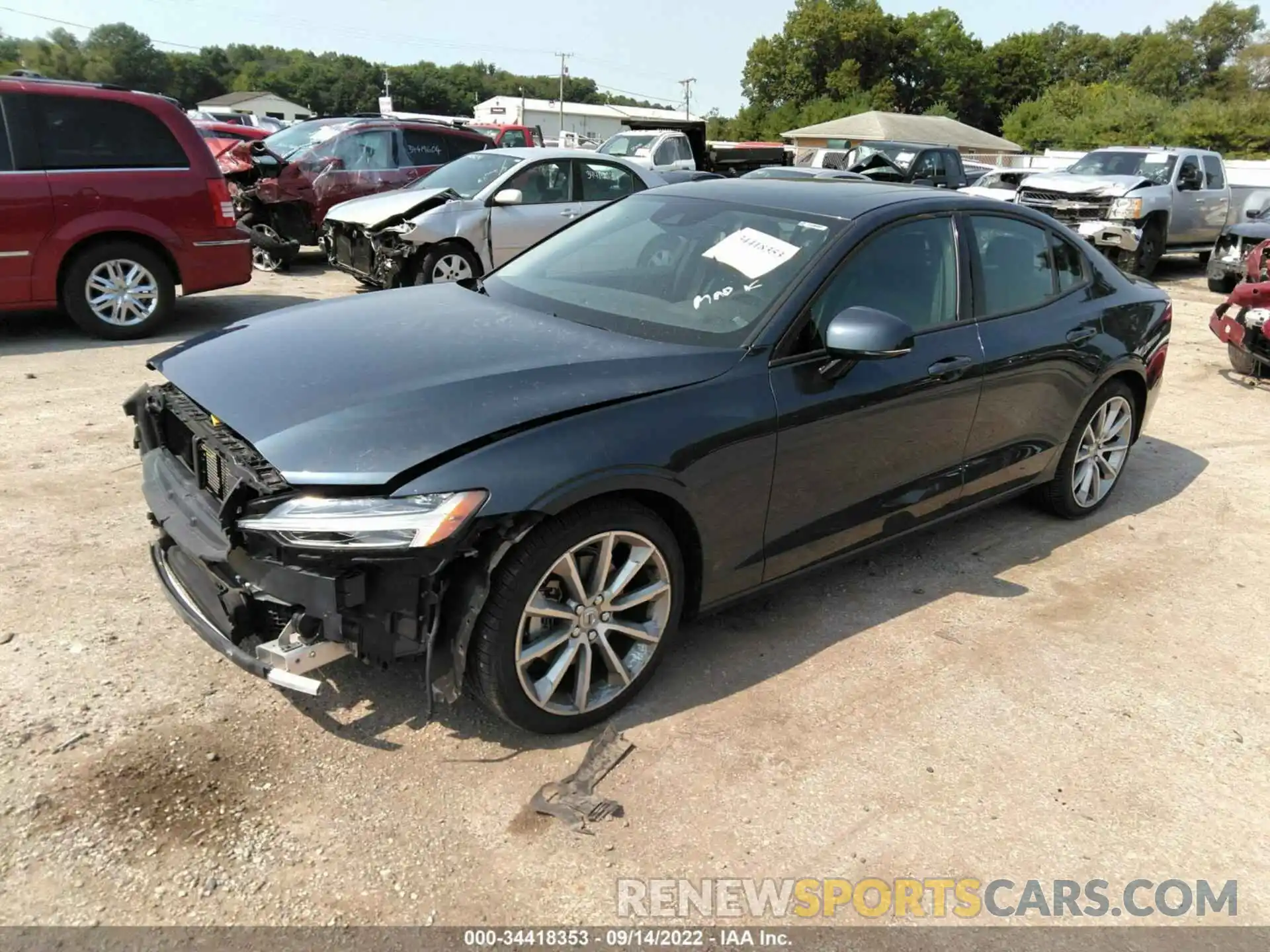 2 Photograph of a damaged car 7JR102FK0LG063184 VOLVO S60 2020