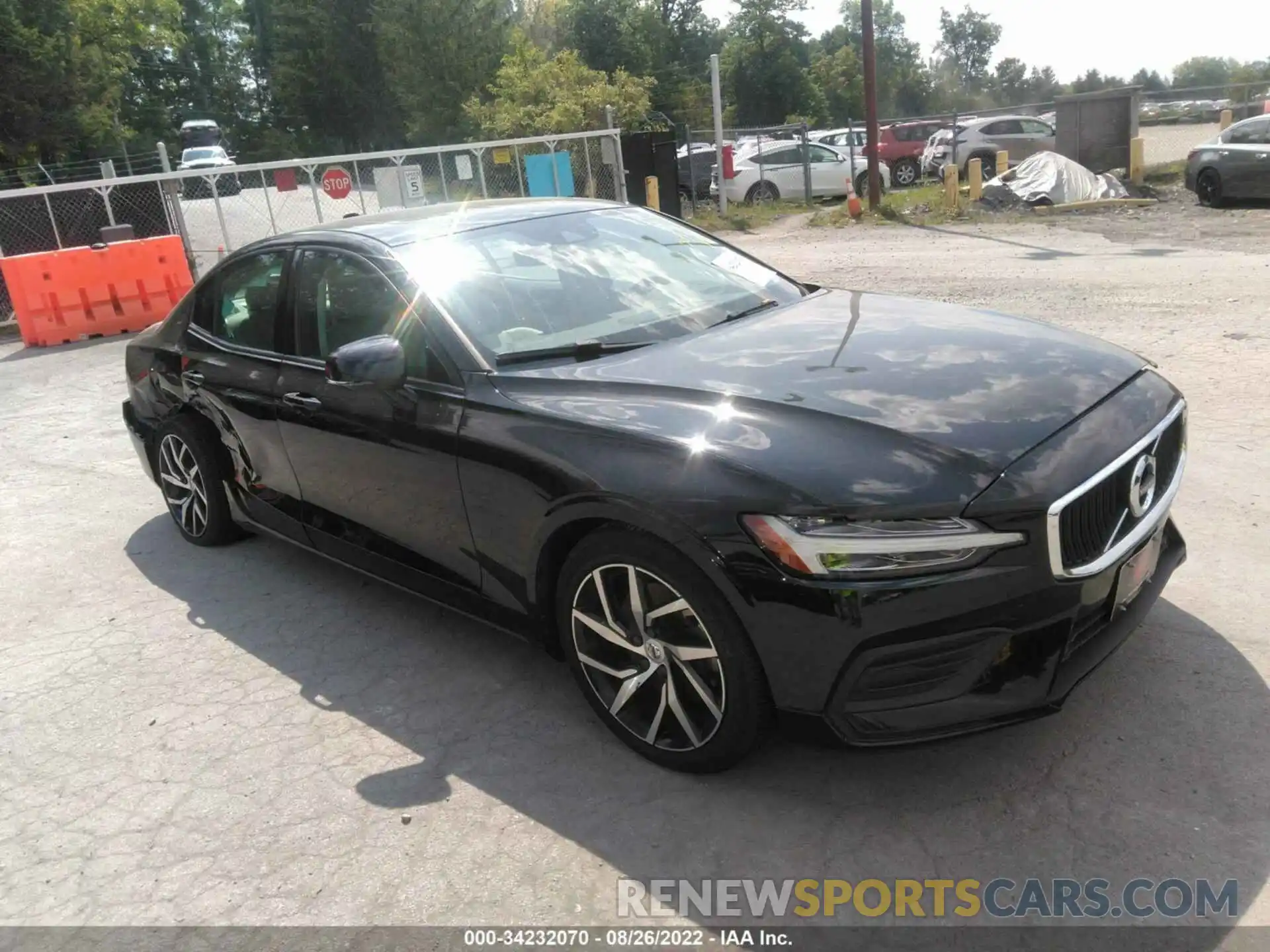 1 Photograph of a damaged car 7JR102FK0LG067459 VOLVO S60 2020