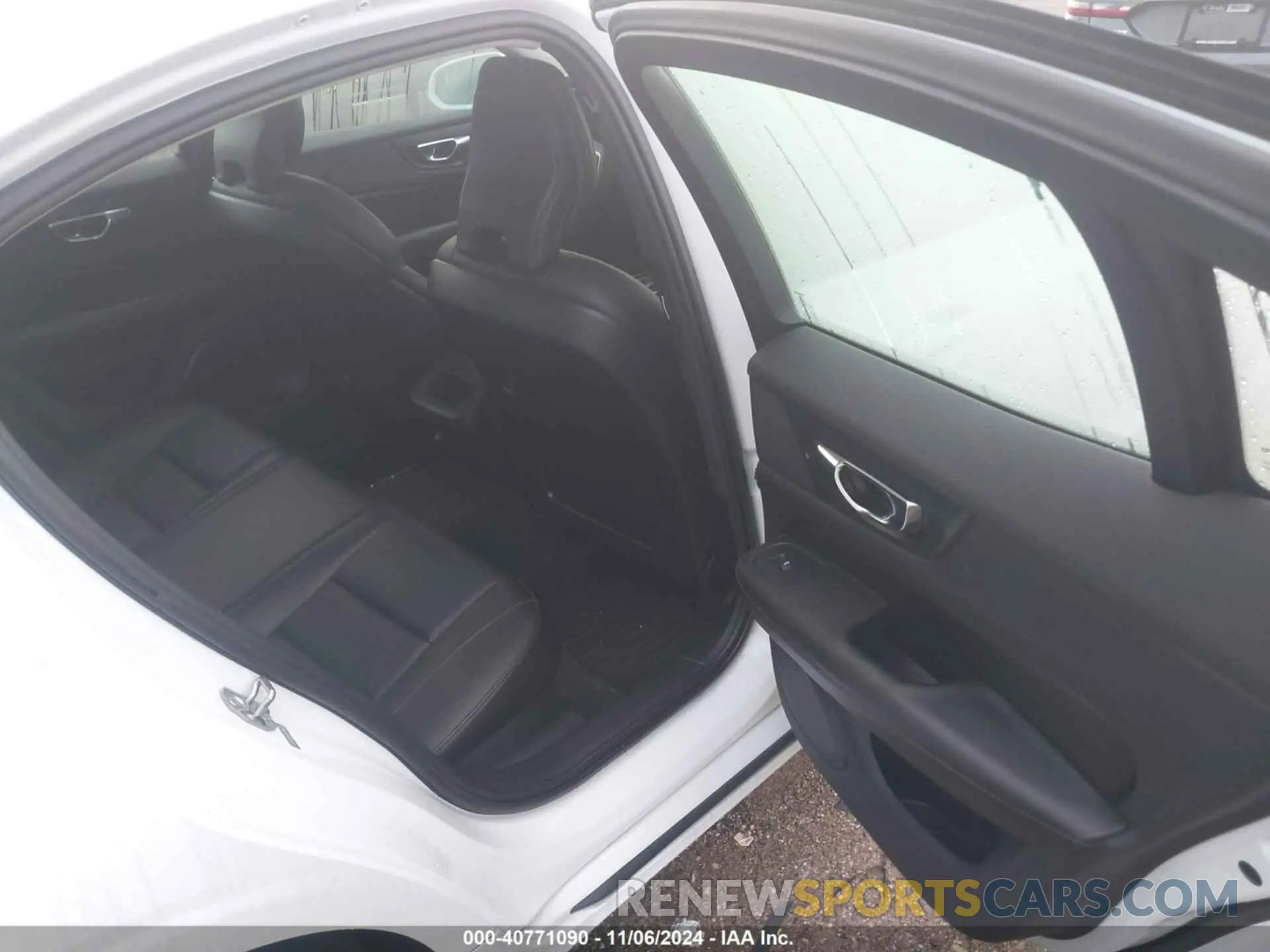8 Photograph of a damaged car 7JR102FK1LG039461 VOLVO S60 2020
