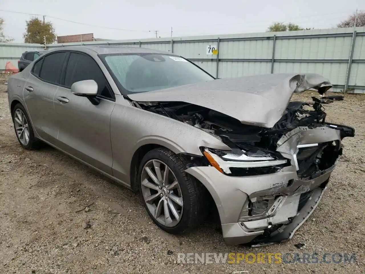 1 Photograph of a damaged car 7JR102FK1LG067809 VOLVO S60 2020