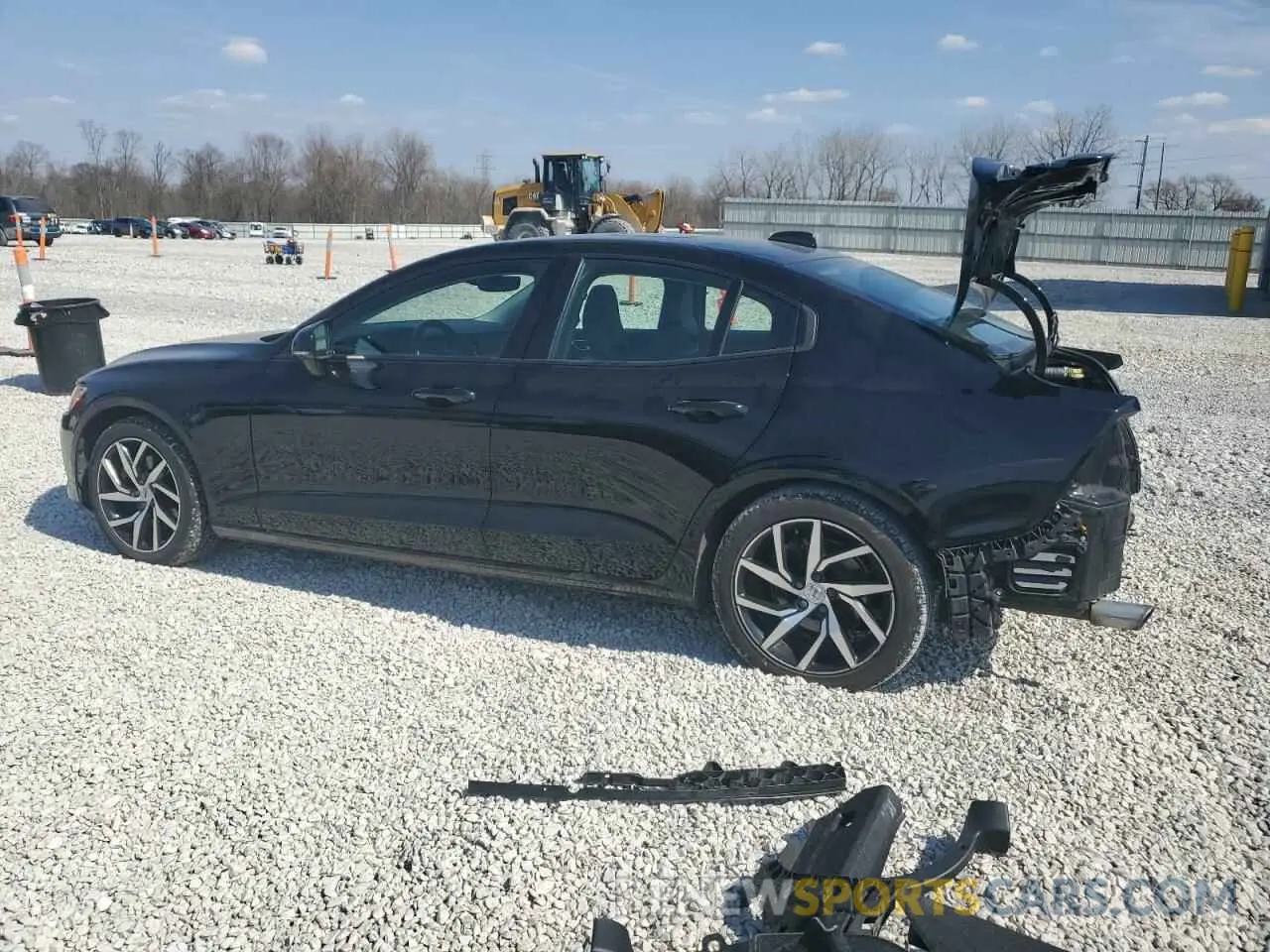2 Photograph of a damaged car 7JR102FK1LG071956 VOLVO S60 2020