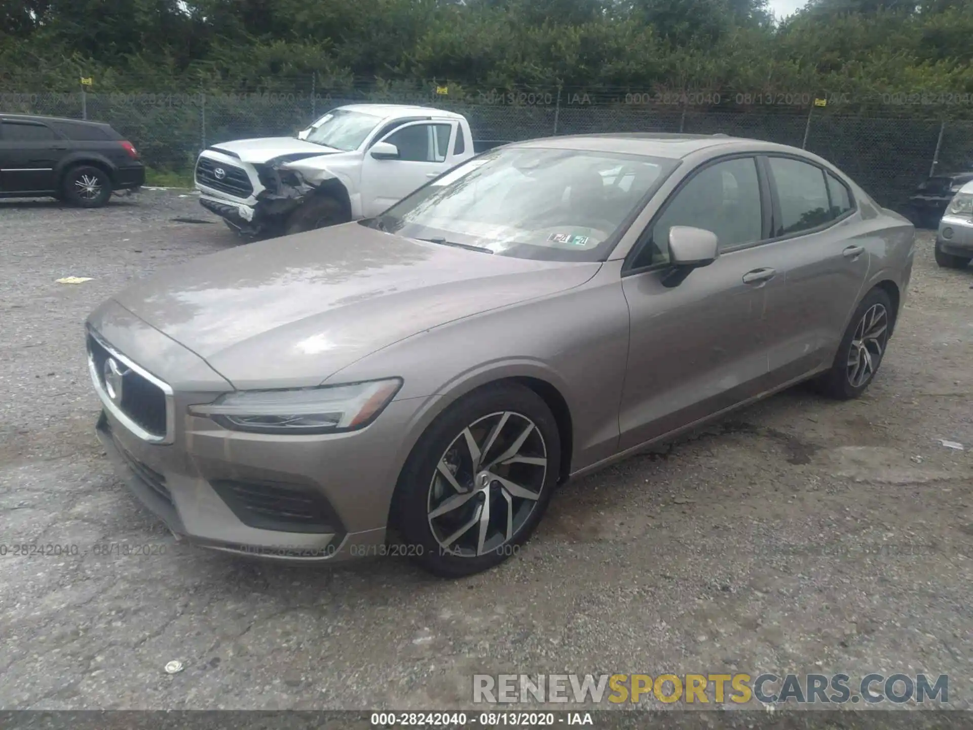 2 Photograph of a damaged car 7JR102FK4LG072535 VOLVO S60 2020