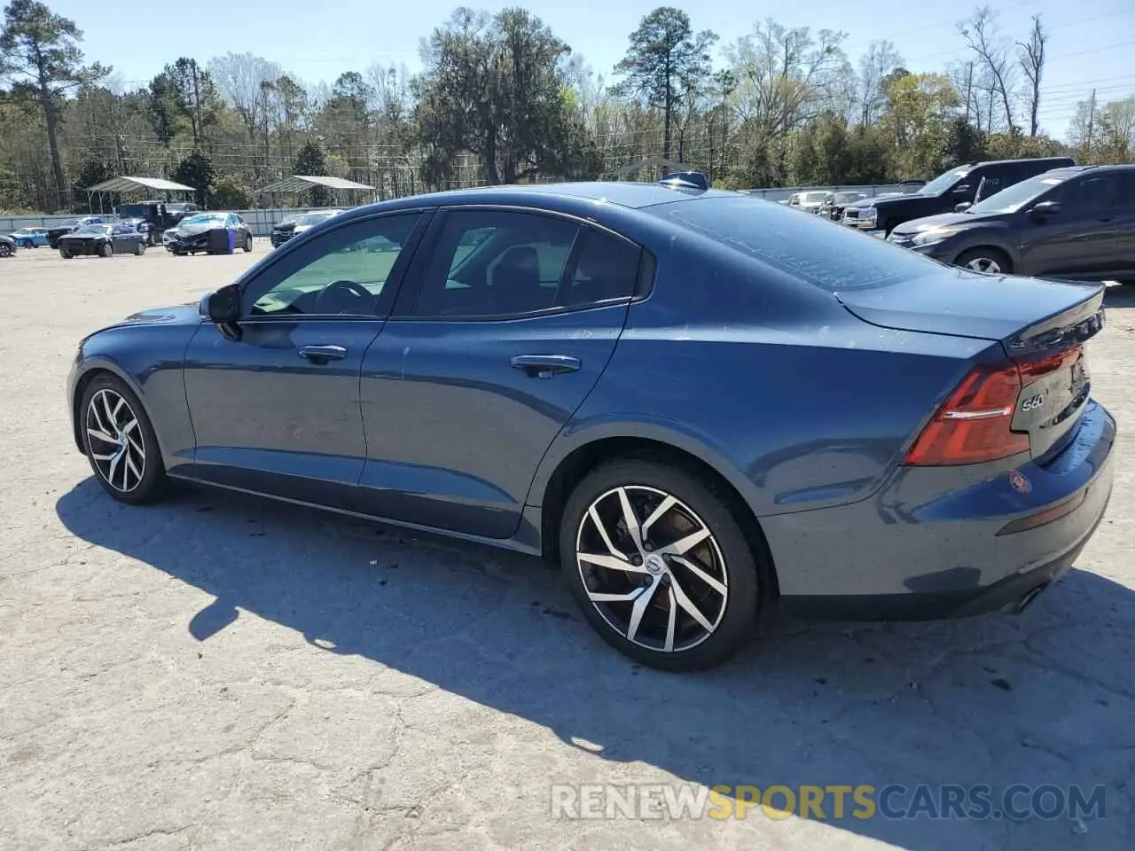 2 Photograph of a damaged car 7JR102FK5LG049748 VOLVO S60 2020