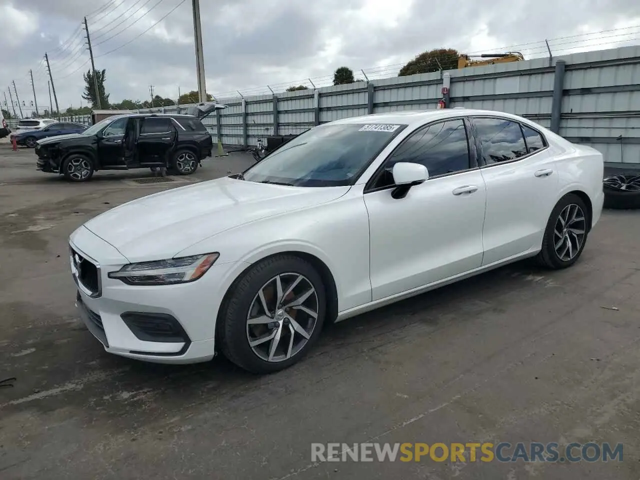 1 Photograph of a damaged car 7JR102FK6LG049841 VOLVO S60 2020