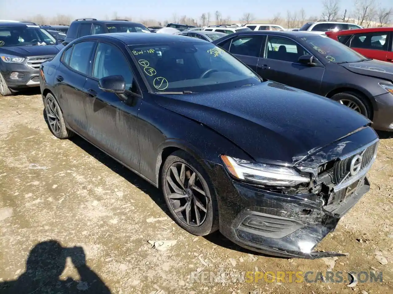 1 Photograph of a damaged car 7JR102FK7LG054594 VOLVO S60 2020