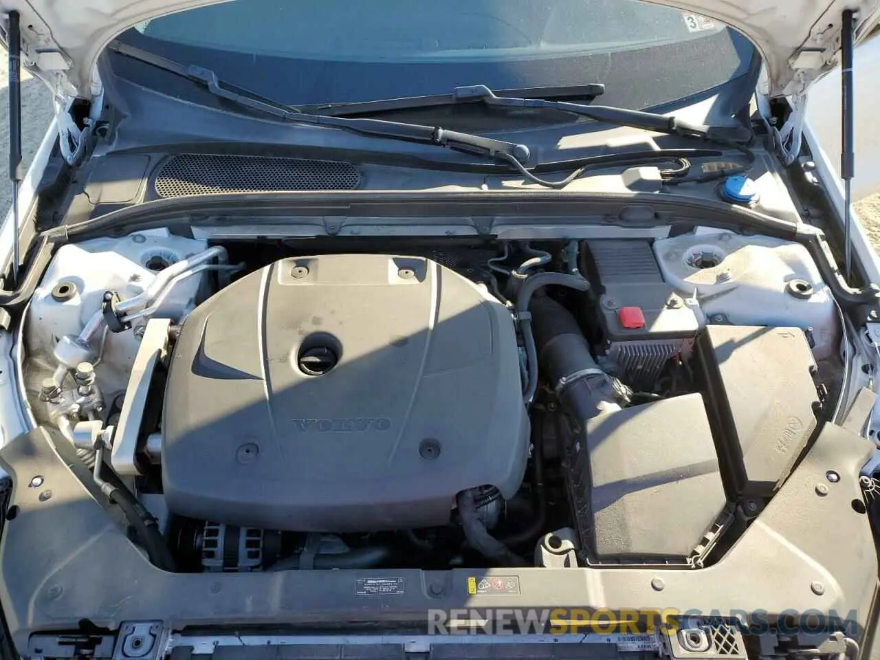 11 Photograph of a damaged car 7JR102FK8LG037609 VOLVO S60 2020