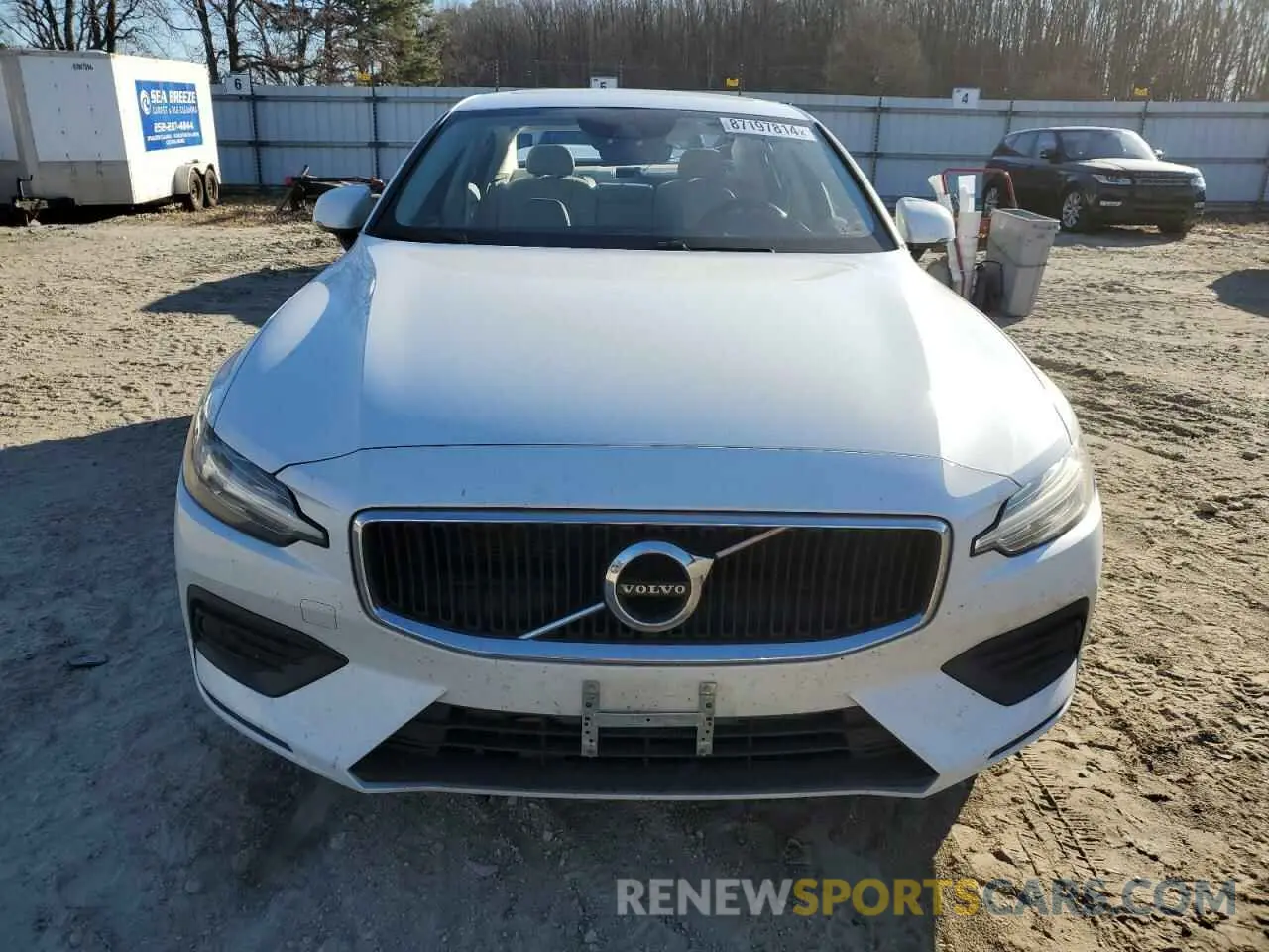 5 Photograph of a damaged car 7JR102FK8LG037609 VOLVO S60 2020