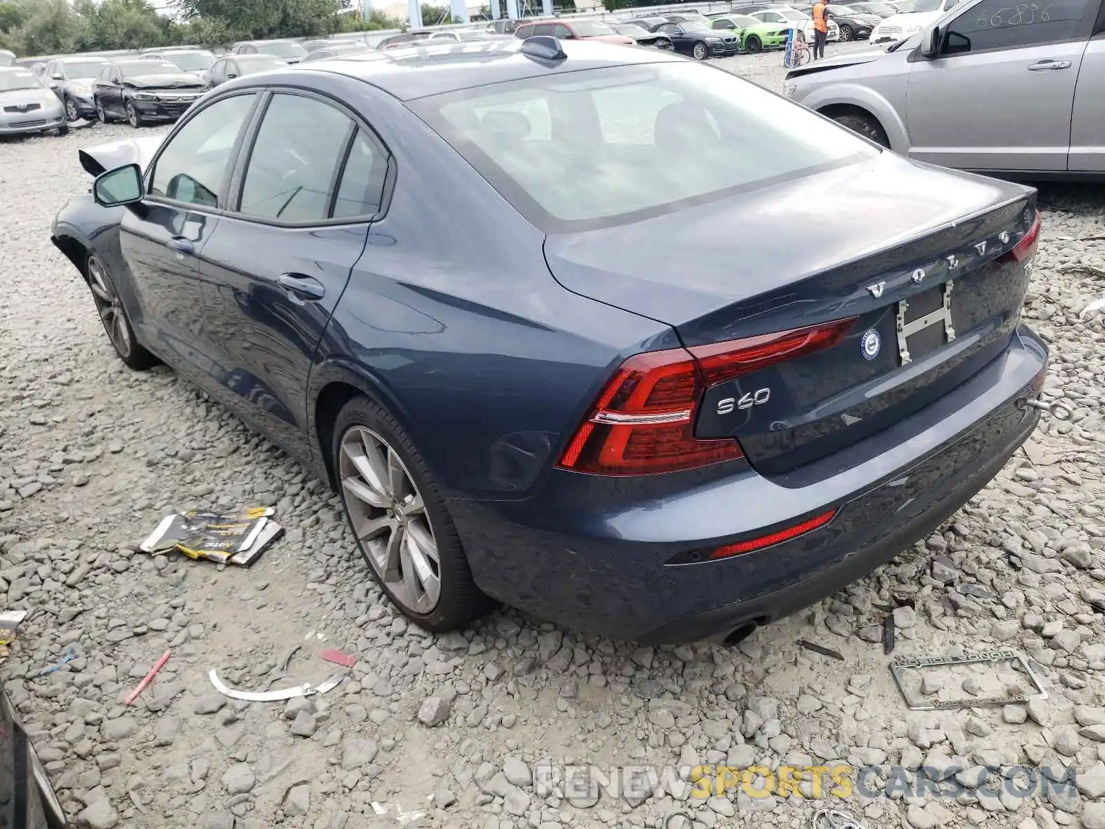 3 Photograph of a damaged car 7JR102FK8LG054457 VOLVO S60 2020