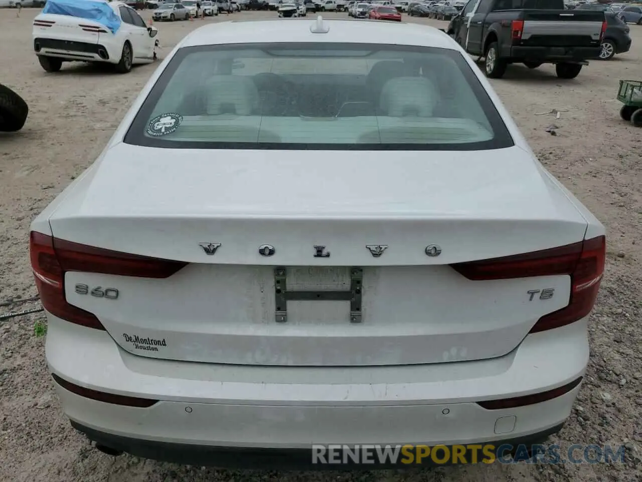 6 Photograph of a damaged car 7JR102FK8LG054992 VOLVO S60 2020