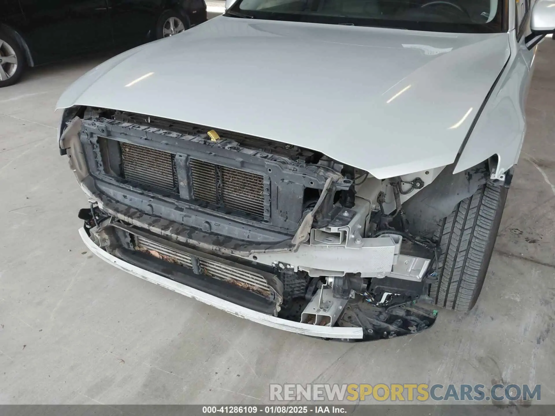 6 Photograph of a damaged car 7JR102FK8LG066432 VOLVO S60 2020