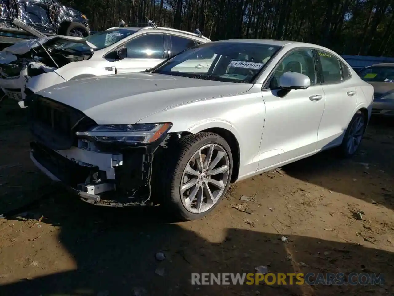 1 Photograph of a damaged car 7JR102FK9LG051955 VOLVO S60 2020