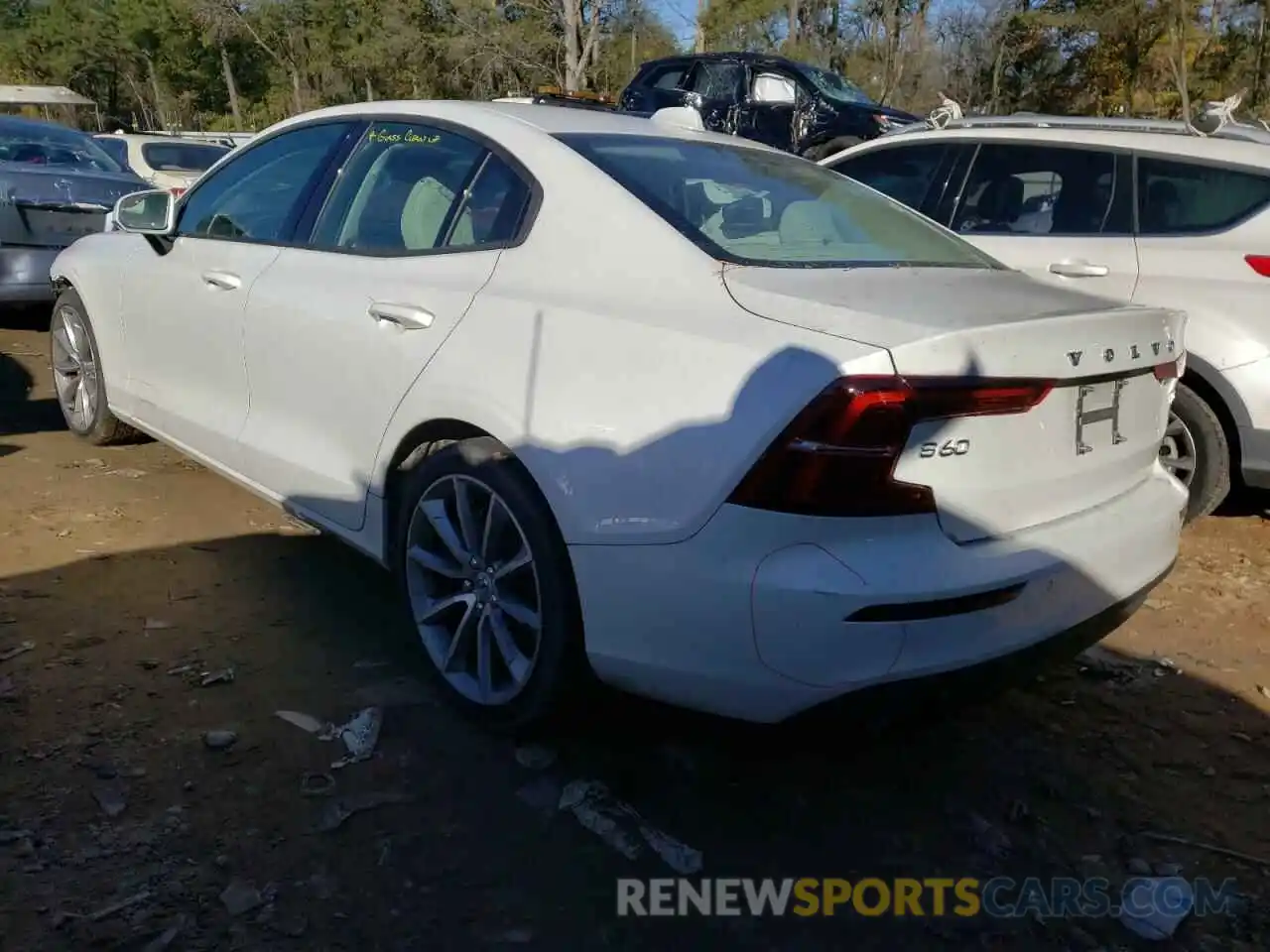 2 Photograph of a damaged car 7JR102FK9LG051955 VOLVO S60 2020