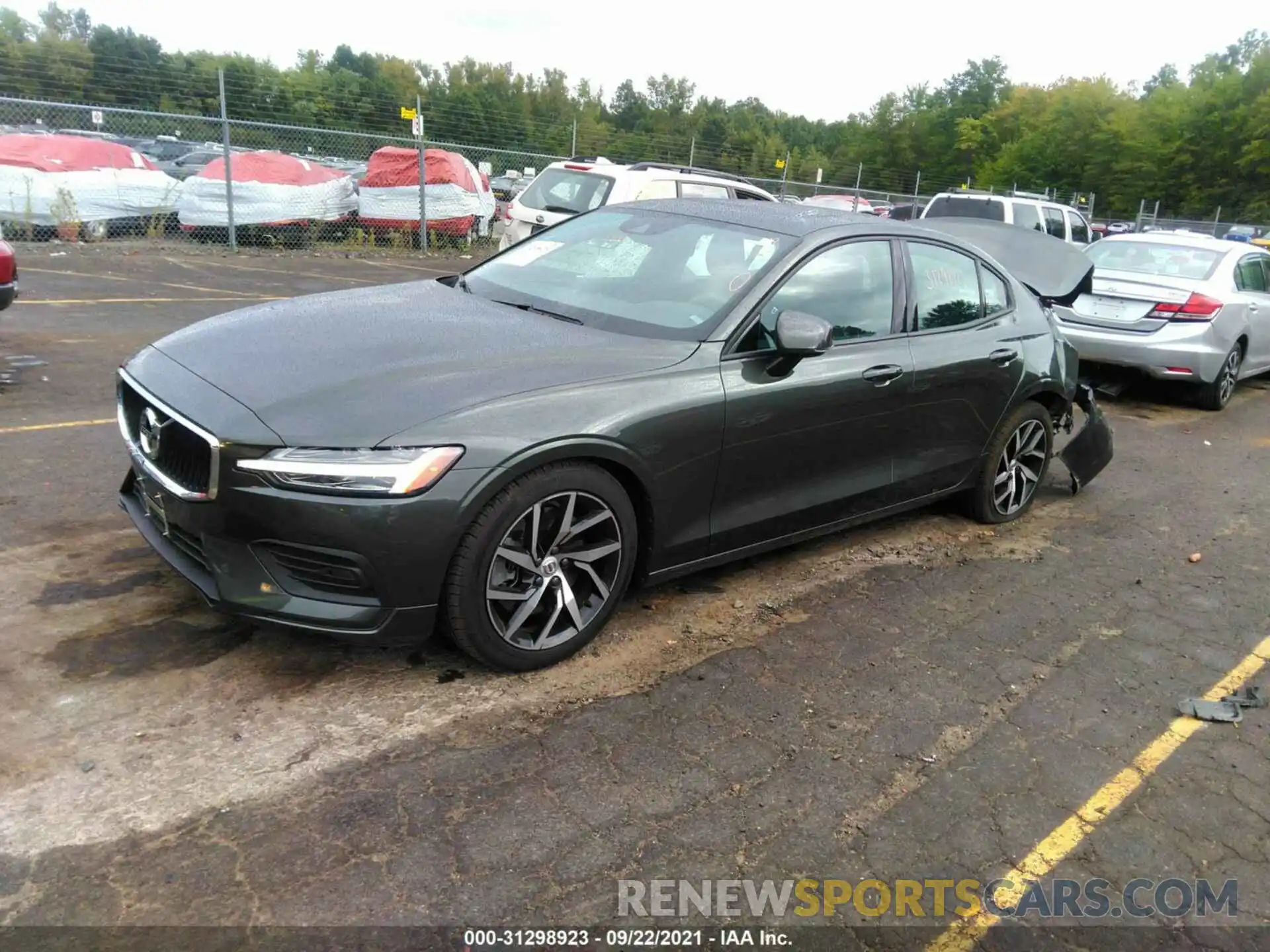 2 Photograph of a damaged car 7JRA22TK1LG038146 VOLVO S60 2020