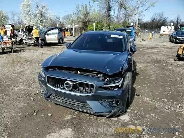 11 Photograph of a damaged car 7JRA22TK2LG032114 VOLVO S60 2020