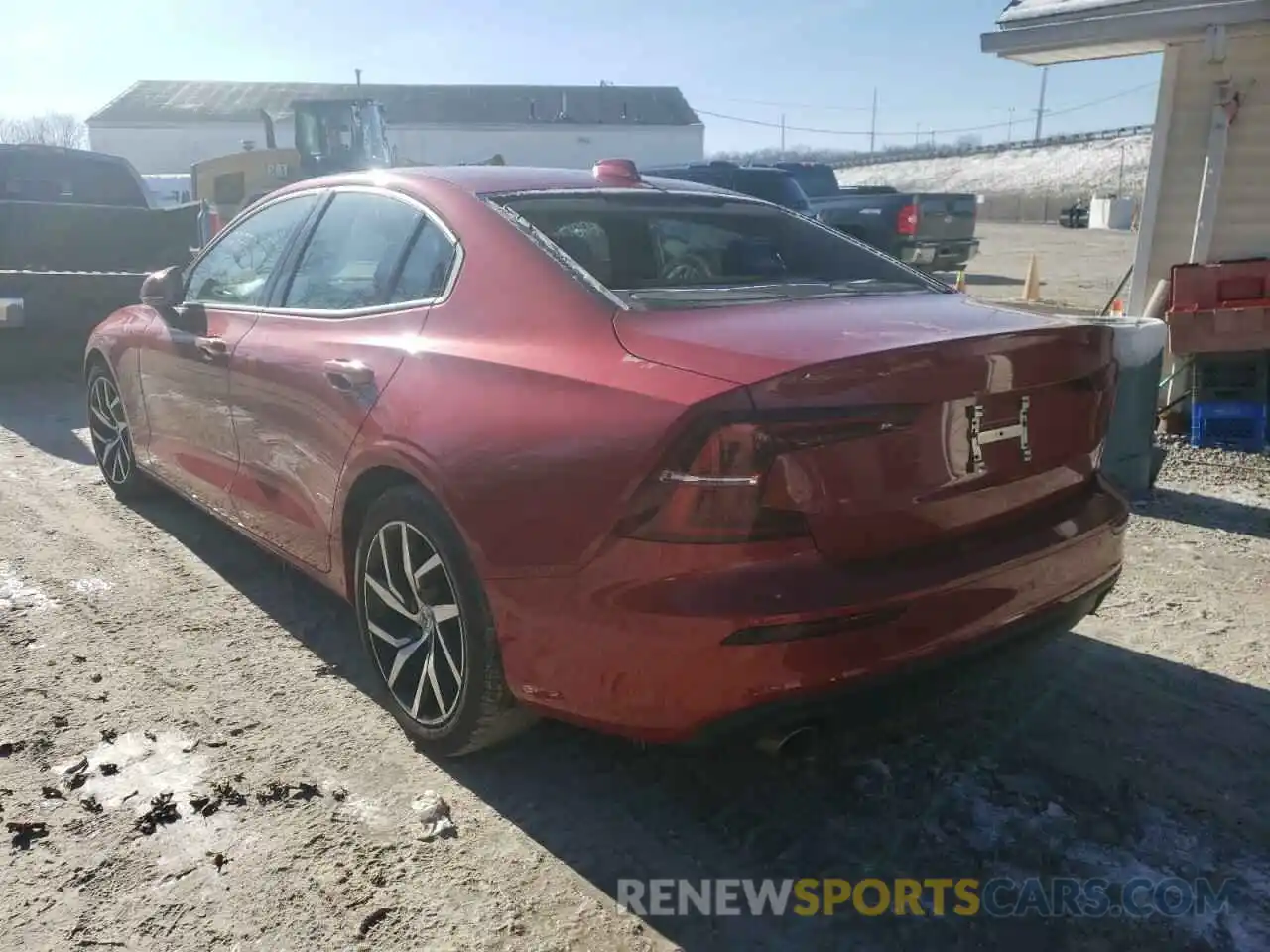 3 Photograph of a damaged car 7JRA22TK2LG066375 VOLVO S60 2020