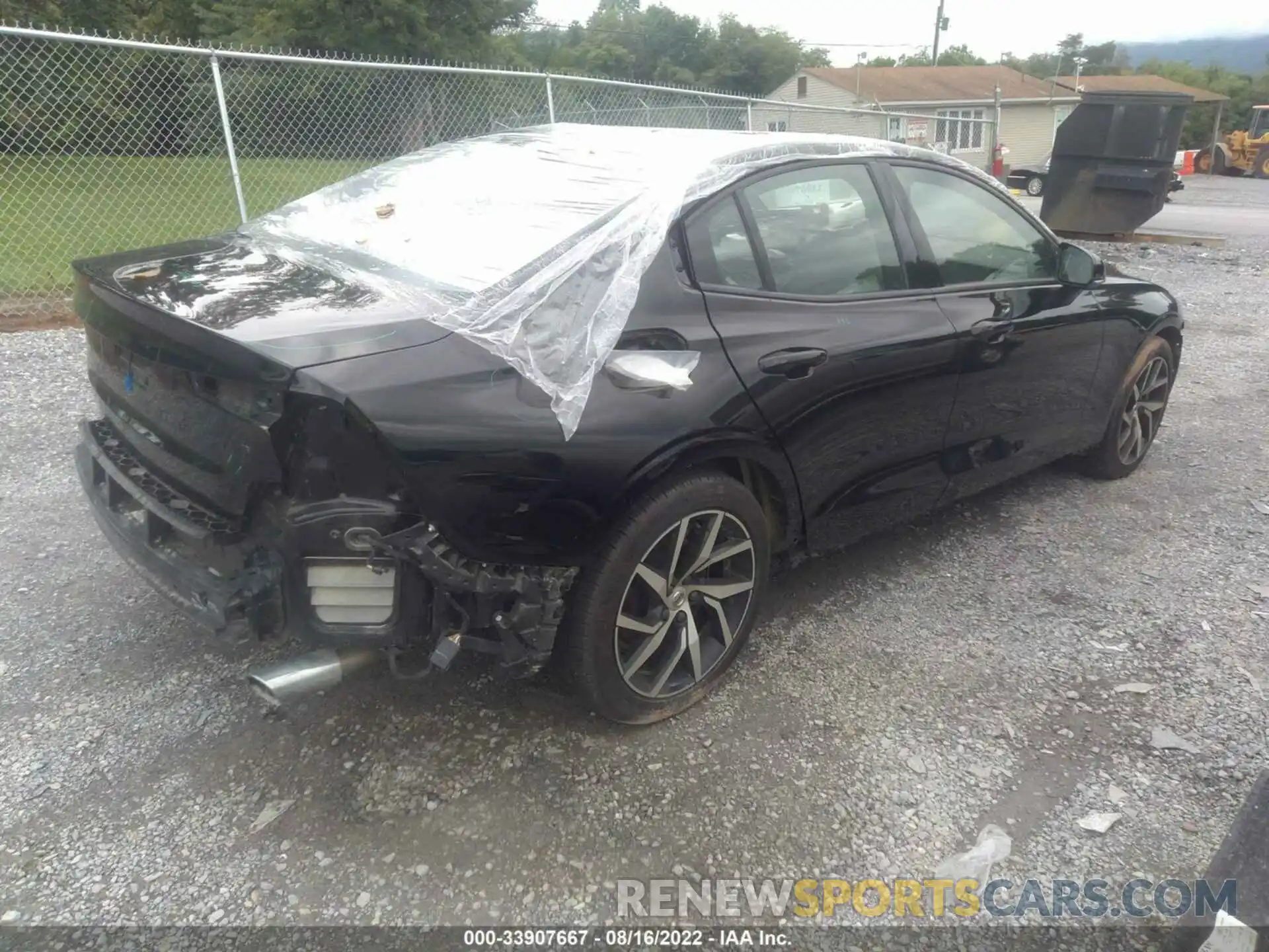 4 Photograph of a damaged car 7JRA22TK3LG057250 VOLVO S60 2020