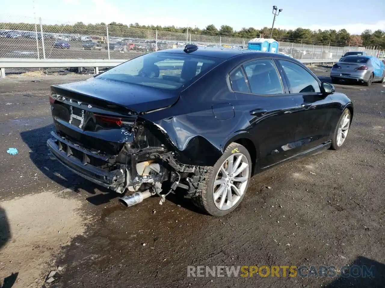 4 Photograph of a damaged car 7JRA22TK3LG073089 VOLVO S60 2020