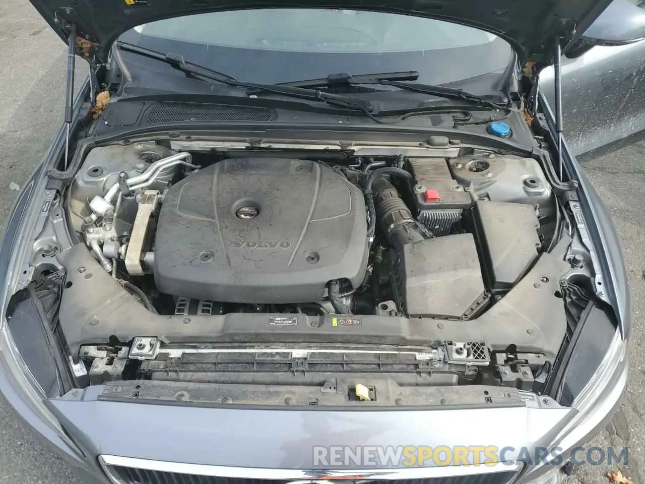 11 Photograph of a damaged car 7JRA22TK4LG065552 VOLVO S60 2020