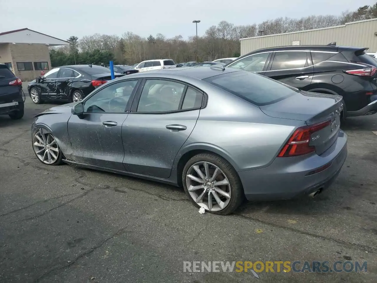 2 Photograph of a damaged car 7JRA22TK4LG065552 VOLVO S60 2020