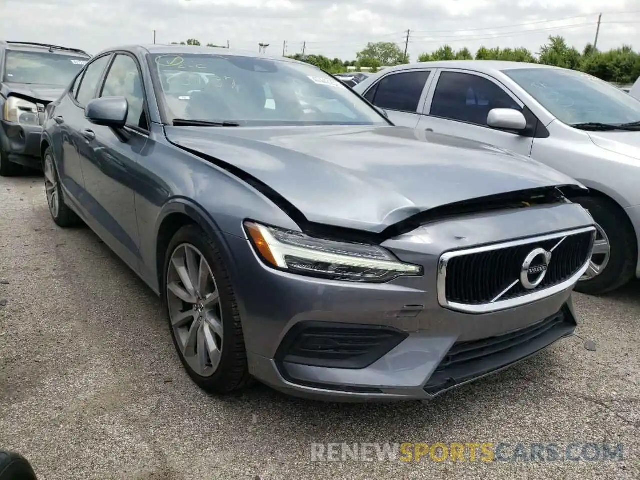 1 Photograph of a damaged car 7JRA22TK5LG039137 VOLVO S60 2020