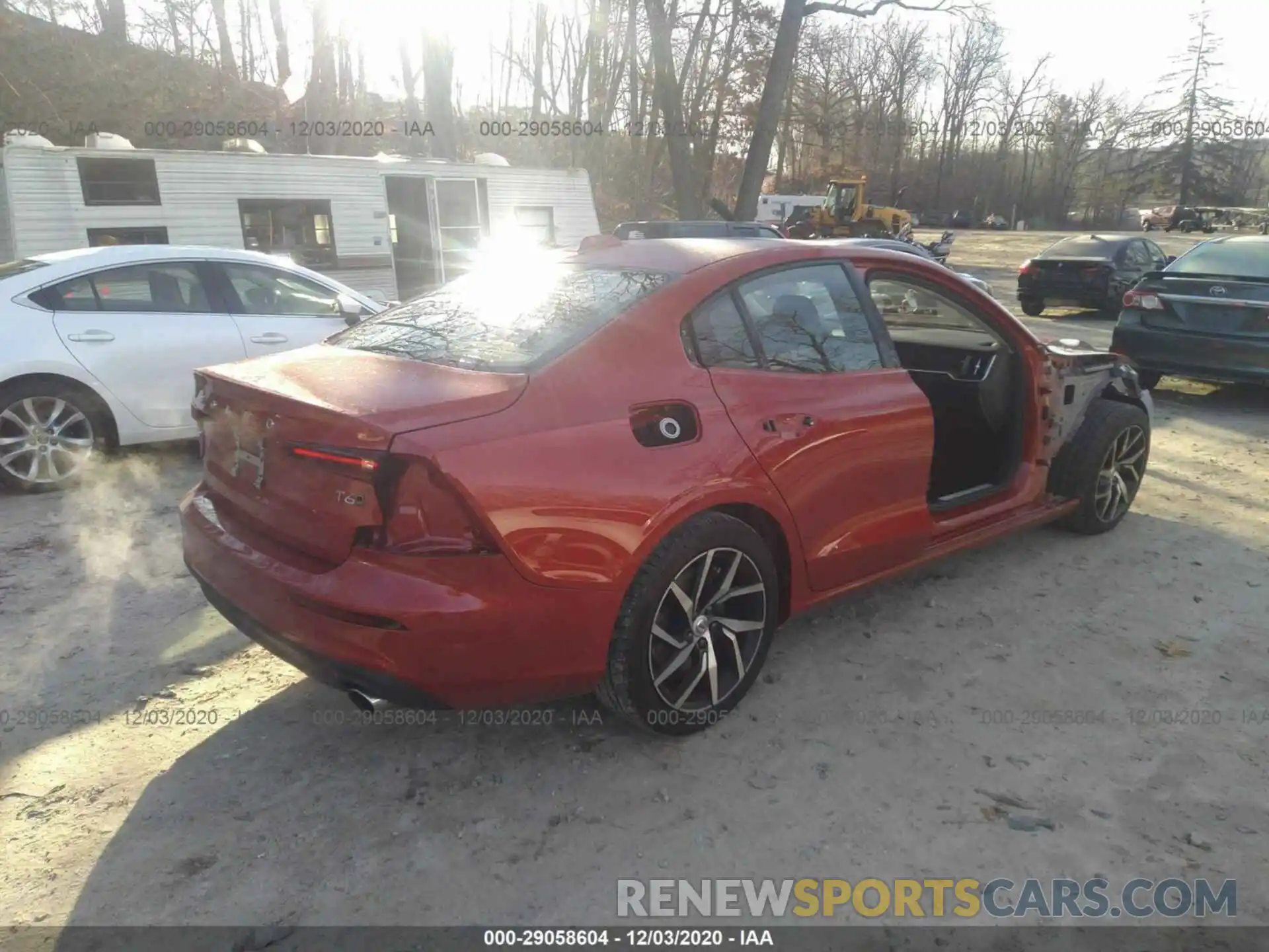 4 Photograph of a damaged car 7JRA22TK7LG045702 VOLVO S60 2020