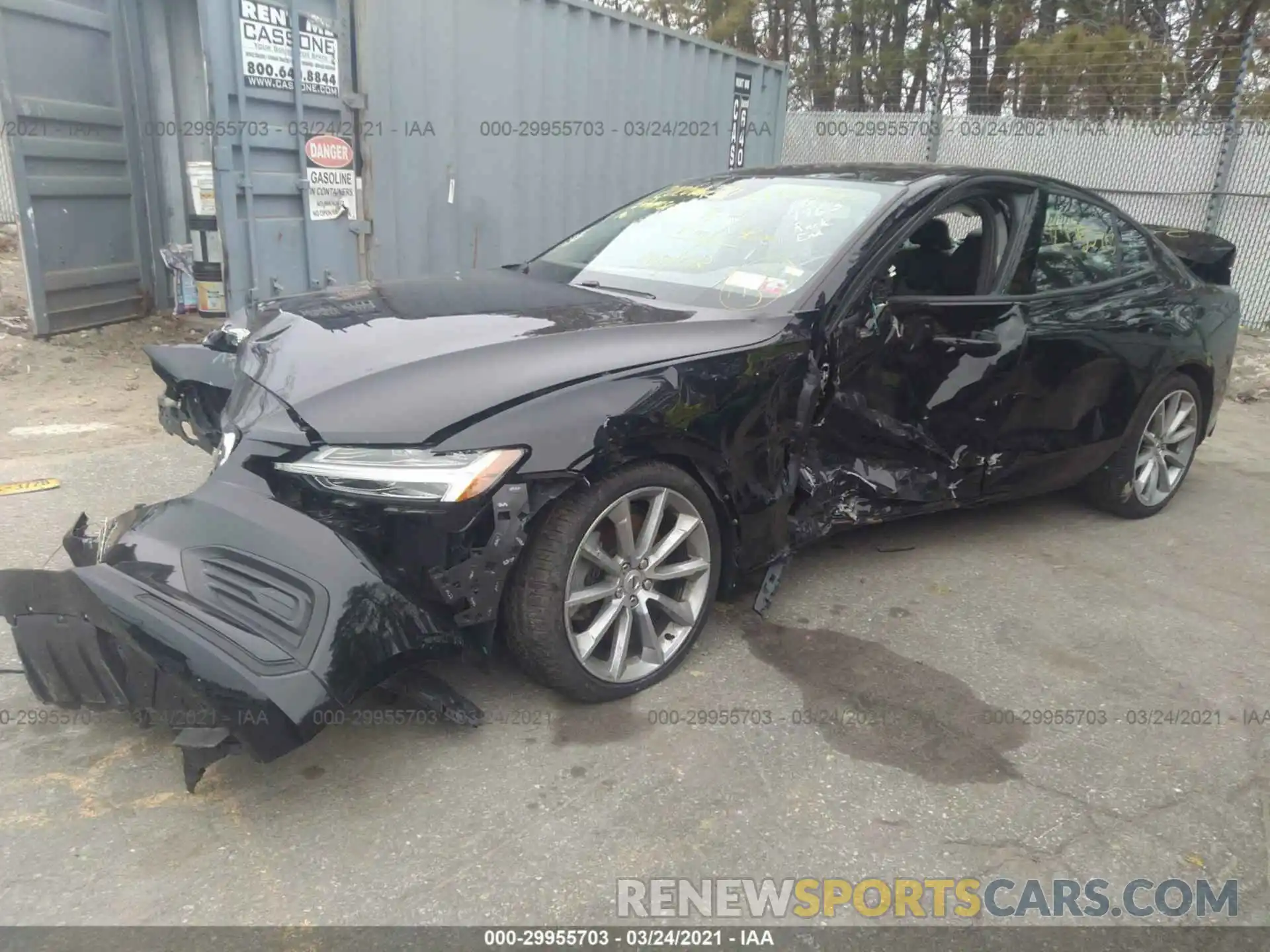 2 Photograph of a damaged car 7JRA22TKXLG038730 VOLVO S60 2020