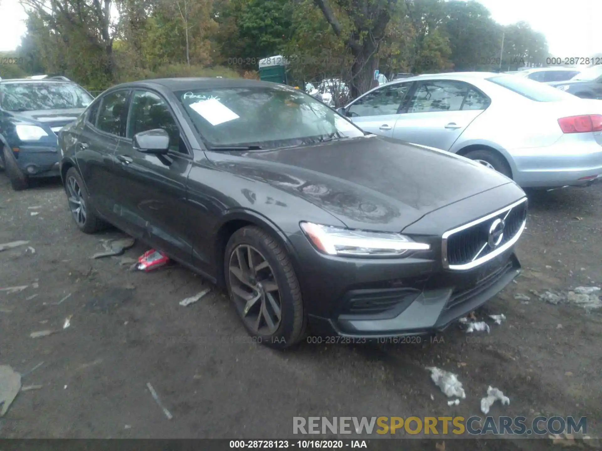 1 Photograph of a damaged car 7JRA22TKXLG057388 VOLVO S60 2020