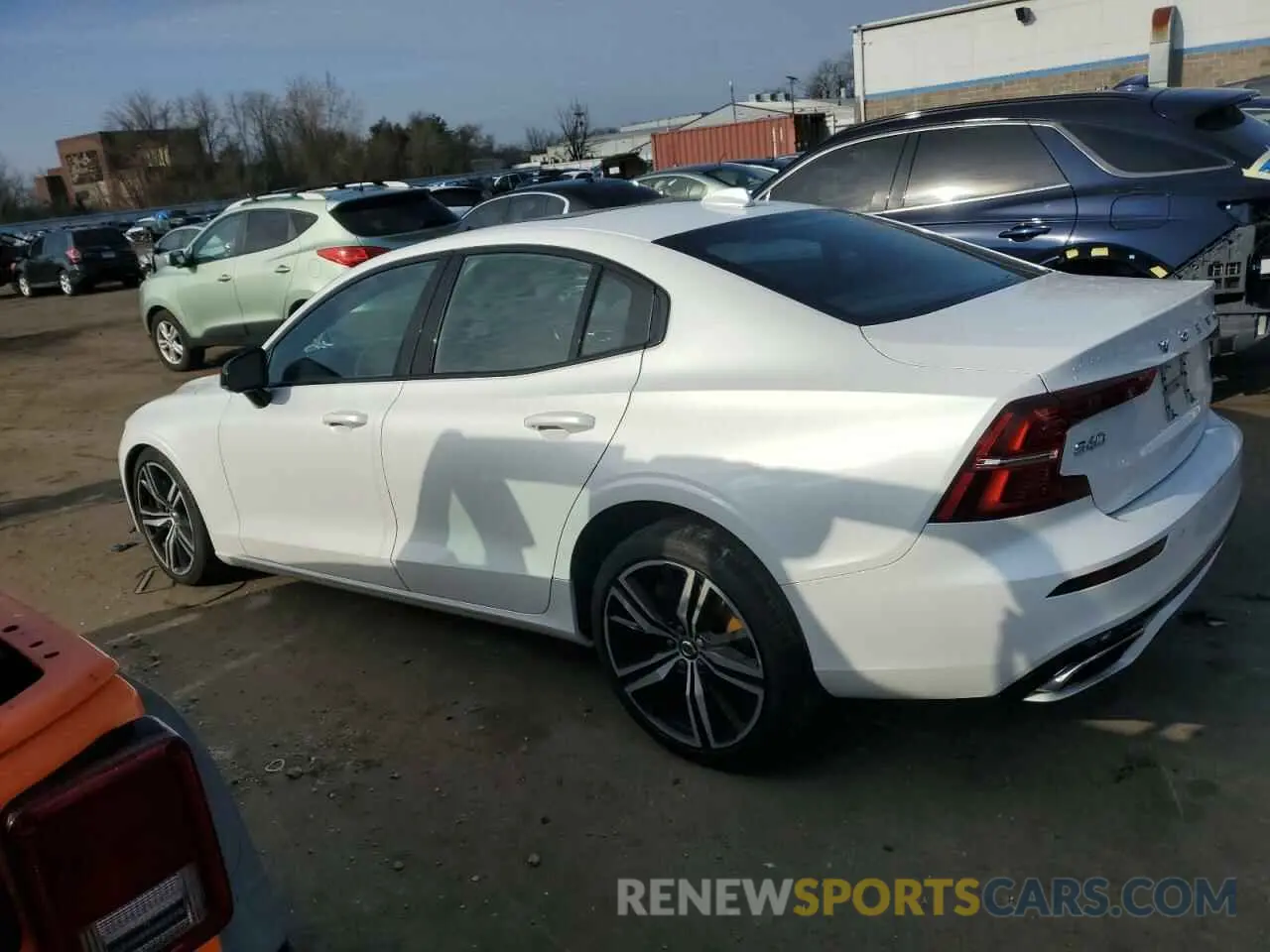 2 Photograph of a damaged car 7JRA22TM7LG064056 VOLVO S60 2020