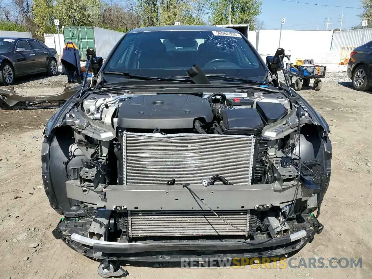 5 Photograph of a damaged car 7JRA22TM8LG057410 VOLVO S60 2020