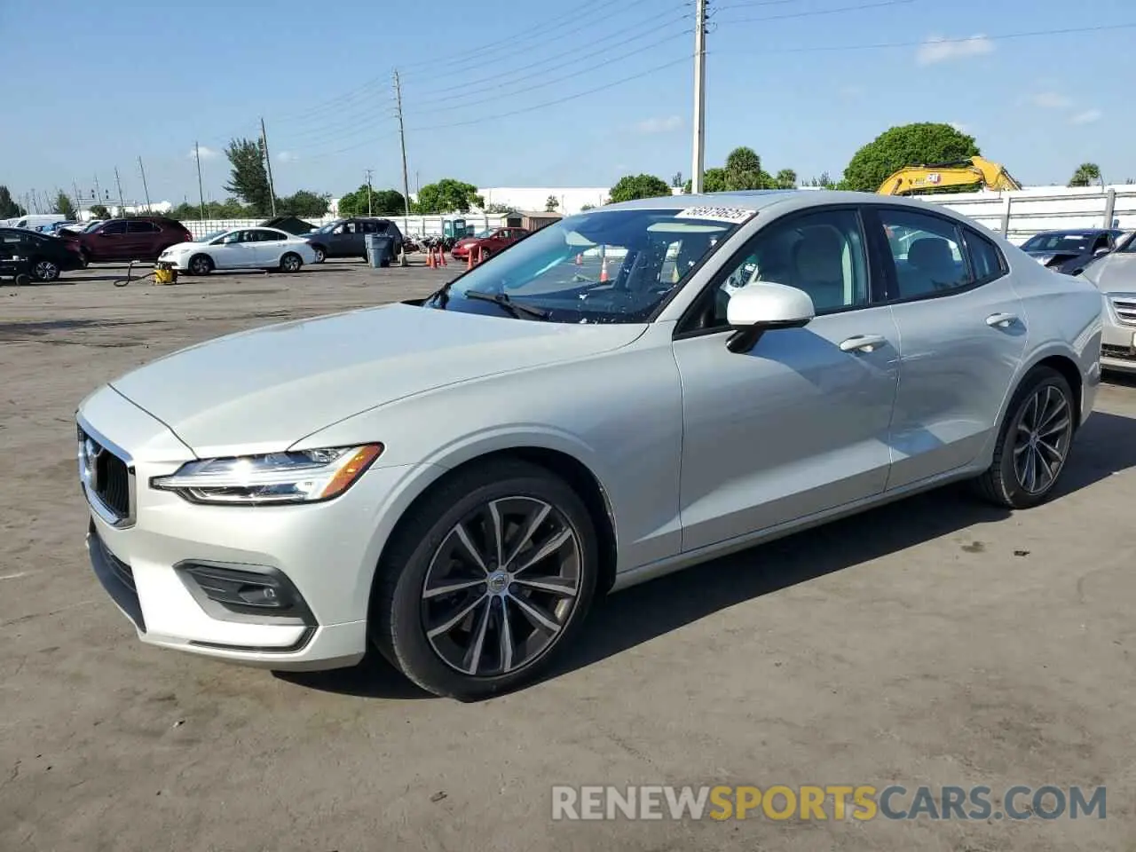 1 Photograph of a damaged car 7JR102FK0MG092492 VOLVO S60 2021