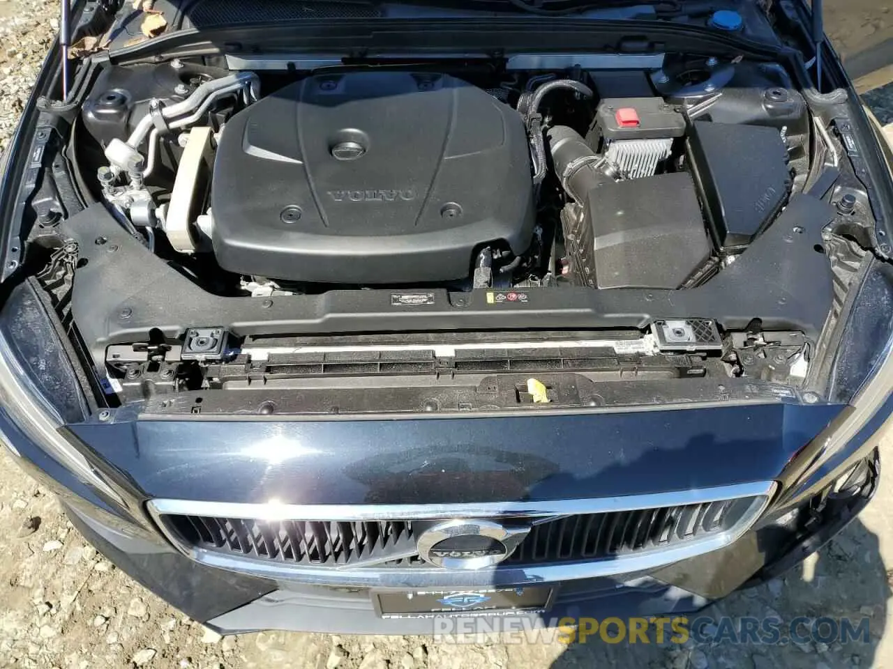 11 Photograph of a damaged car 7JR102FK1MG080612 VOLVO S60 2021