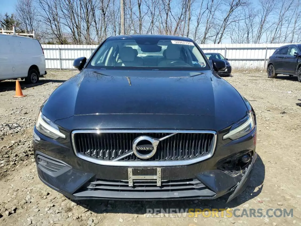 5 Photograph of a damaged car 7JR102FK1MG080612 VOLVO S60 2021