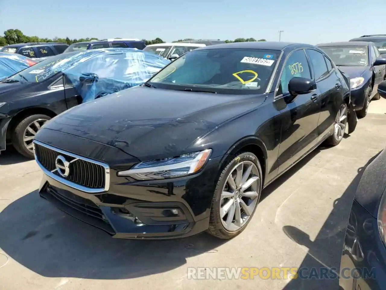 2 Photograph of a damaged car 7JR102FK1MG091223 VOLVO S60 2021