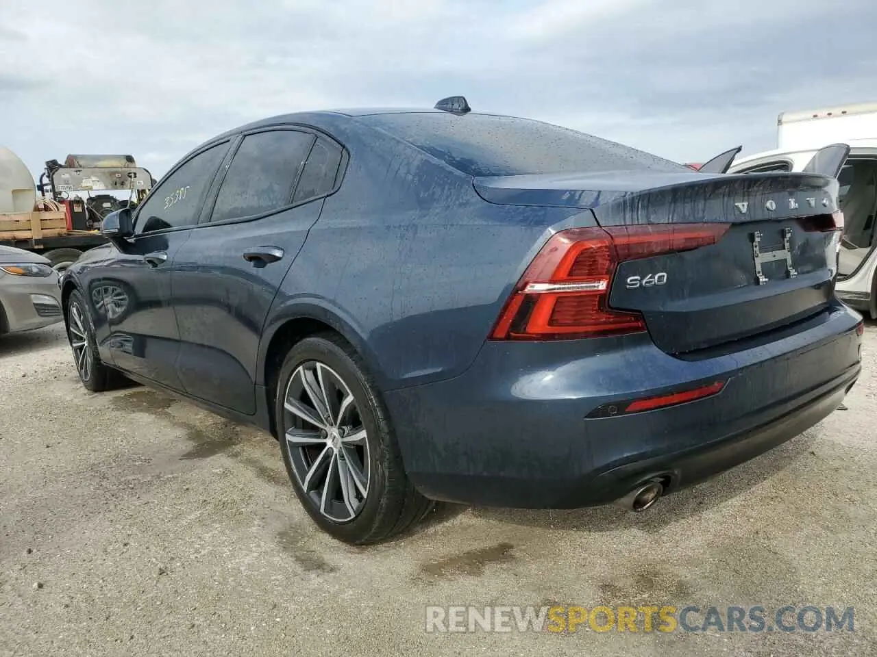 2 Photograph of a damaged car 7JR102FK3MG093653 VOLVO S60 2021
